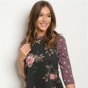 New Junior's Cute Boutique Floral/polka dot top